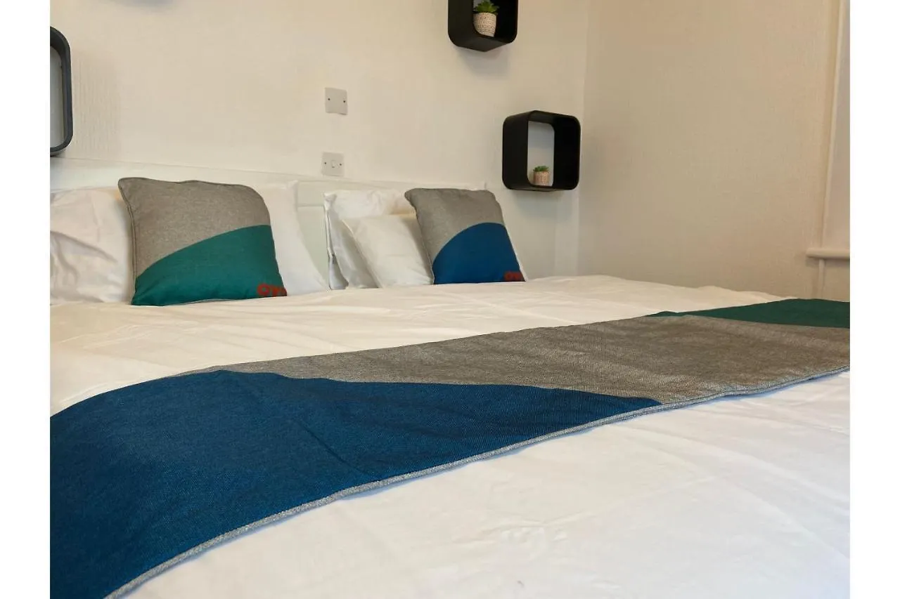 Bourne Hall Annexe Bournemouth Hotel