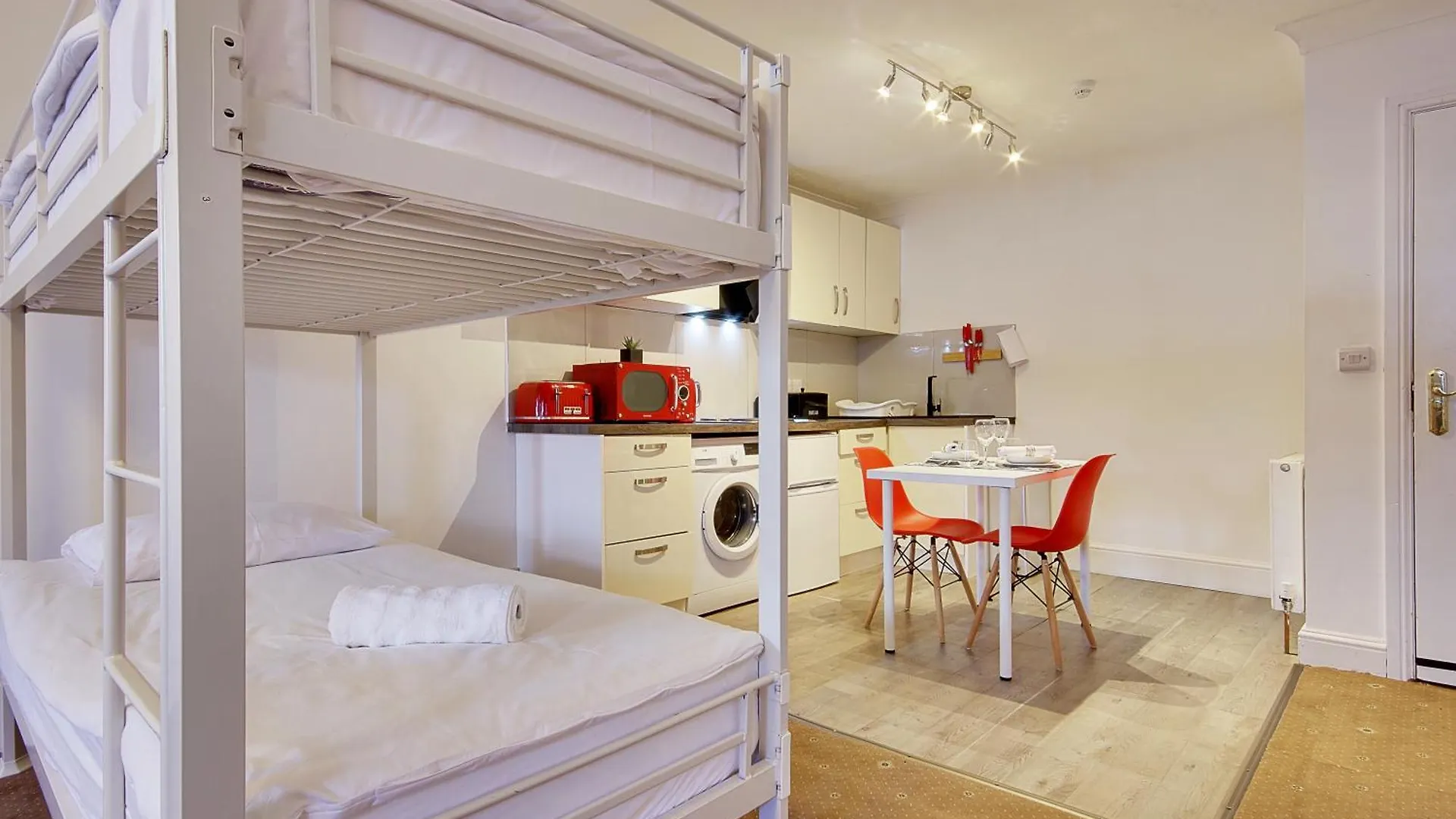 ** Hotel Bourne Hall Annexe Bournemouth United Kingdom