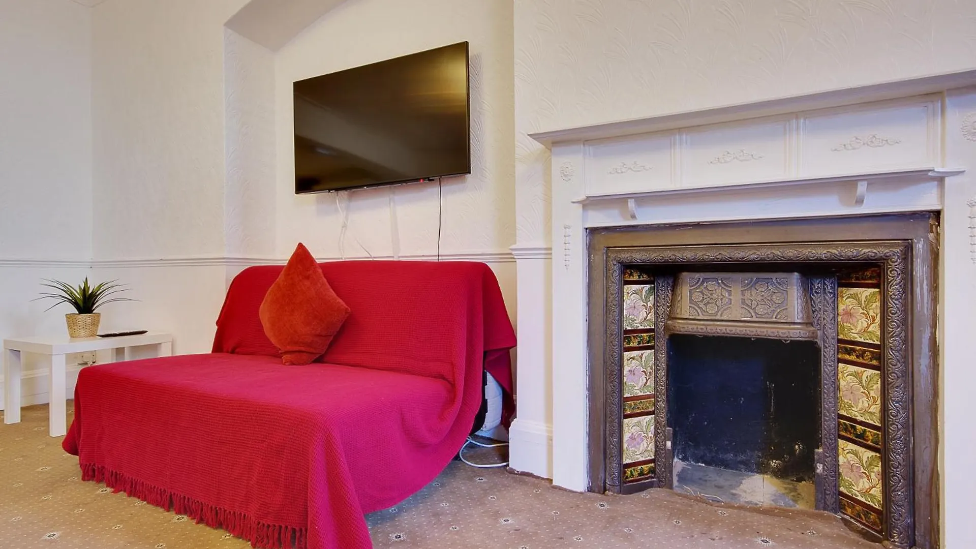 Bourne Hall Annexe Bournemouth Hotel